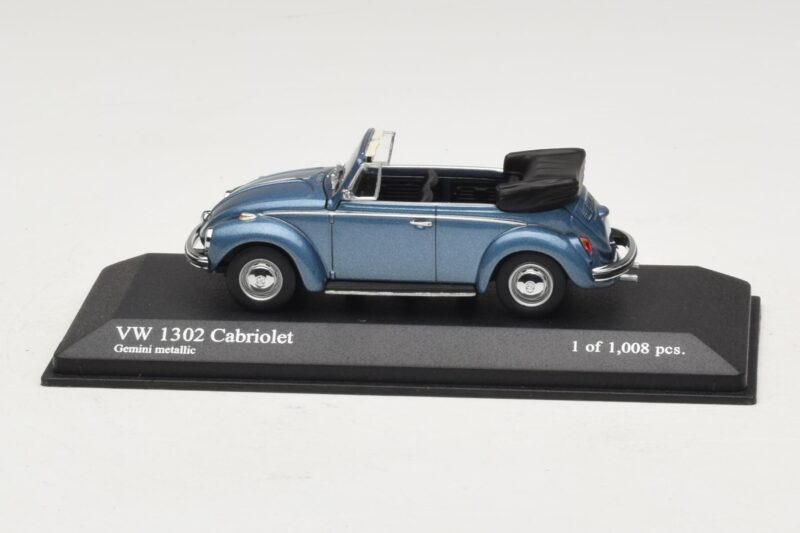 Volkswagen 1302 Cabriolet Bleu Métallisé Minichamps 1:43 430055042 Métal