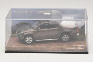 Volkswagen Amarok Marron Métallisé Minichamps 1:43 436058361 Métal — image 4 sur 5