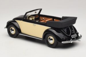 Volkswagen Beetle Cabriolet Noir Crème Minichamps 1:18 107054131 Résine — image 5 sur 6