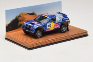 Volkswagen Race Touareg Red Bull #310 Édition Concessionnaire 2005 Minichamps 1:43 7LO099400PD310 Métal — image 2 sur 5