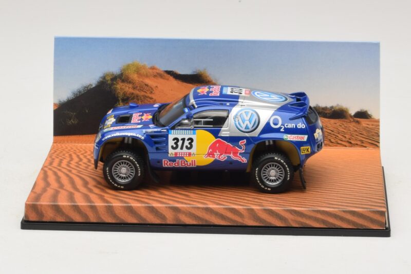 Volkswagen Race Touareg Red Bull #313 Édition Concessionnaire 2005 Minichamps 1:43 7LO099400PD313 Métal