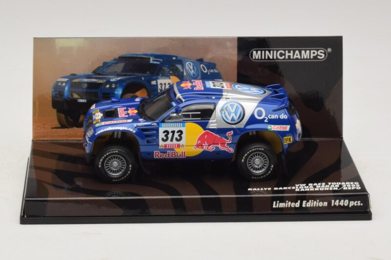 Volkswagen Race Touareg Red Bull #313 J. Kankkunen / J. Repo Dakar Rally 2005 Minichamps 1:43 436055313 Métal