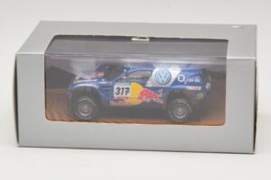 Volkswagen Race Touareg Red Bull #317 Édition Concessionnaire 2005 Minichamps 1:43 7LO099400PD317 Métal — image 5 sur 5