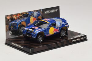 Volkswagen Race Touareg Red Bull Presentation Essen Motor Show 2004 Minichamps 1:43 436045300 Métal — image 2 sur 5