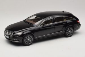 Mercedes-Benz CLS Shooting Brake X218 noir obsidienne métallisé Norev 1:18 183944 Métal