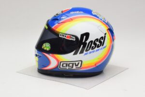 Casque AGV V. Rossi MotoGP Sepang 2005 Minichamps 1:2 327050066 Diecast — image 2 sur 8
