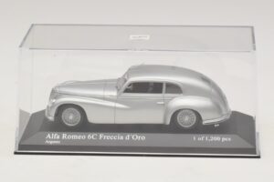 Alfa Romeo 6C 2500 Freccia d'Oro Argent Minichamps 1:43 400120480 Métal — image 4 sur 5