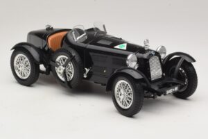 Alfa Romeo 8C Monza Noir Bburago 1:18 3014-P1 Métal — image 4 sur 6