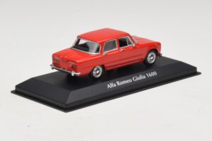 Alfa Romeo Giulia 1600 Rouge Maxichamps 1:43 940120901 Métal — image 2 sur 5