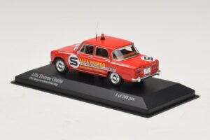 Alfa Romeo Giulia ONS Rennstreckensicherung 1973 Minichamps 1:43 400120994 Métal — image 3 sur 5