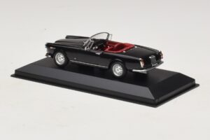 Alfa Romeo Giulia Spider Noir Minichamps 1:43 400120730 Métal — image 3 sur 5