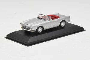 Alfa Romeo Spider 916 3.2 V6 24V Argent Minichamps 1:43 400120330 Métal — image 2 sur 5