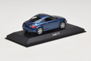 Audi TT 8N Bleu Métallisé Maxichamps 1:43 940017220 Diecast — image 2 sur 5