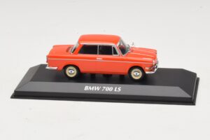 BMW 700 LS Rouge Maxichamps 1:43 940023701 Métal