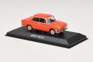 BMW 700 LS Rouge Maxichamps 1:43 940023701 Métal — image 3 sur 5