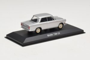 BMW 700 LS Argent Maxichamps 1:43 940023700 Métal — image 2 sur 5