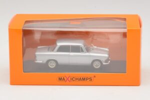 BMW 700 LS Argent Maxichamps 1:43 940023700 Métal — image 5 sur 5