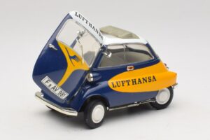 BMW Isetta 250 Lufthansa Revell 1:18 08926 Métal — image 2 sur 8