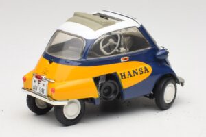 BMW Isetta 250 Lufthansa Revell 1:18 08926 Métal — image 3 sur 8