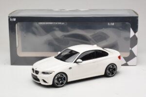 BMW M2 F87 Blanc Minichamps 1:18 155026104 Métal — image 6 sur 6