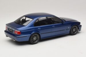 BMW M5 E39 Bleu Métallisé KK-Scale 1:18 KKDC181621 Métal — image 2 sur 6
