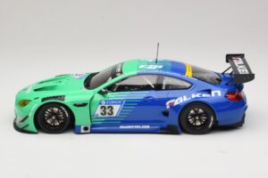 BMW M6 GT3 #33 Falken Motorsport P. Dumbreck 24 Hours of Nurburgring 2017 Minichamps 1:18 153172633 Métal — image 3 sur 6