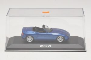 BMW Z1 E30 Bleu Métallisé Maxichamps 1:43 940020101 Diecast — image 4 sur 5