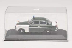 Borgward Isabella Polizei Frankfurt Minichamps 1:43 400096090 Métal — image 4 sur 5