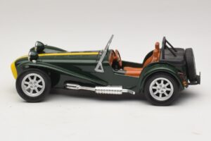 Caterham Super Seven Vert Anson 1:18 30317-W1 Métal — image 3 sur 6