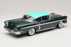 Chevrolet Bel Air Impala Coupe Vert Foncé Métallisé & Vert KK-Scale 1:18 KKDC181594 Métal — image 2 sur 6