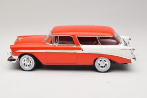 Chevrolet Bel Air Nomad Custom Rouge Clair & Blanc KK-Scale 1:18 KKDC181291 Métal — image 3 sur 6
