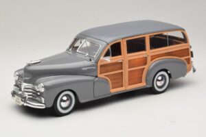 Chevrolet Fleetmaster Woody Gris Maisto 1:18 31854 Métal