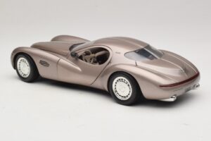 Chrysler Atlantic Beige Guiloy 1:18 68570 Métal — image 7 sur 8