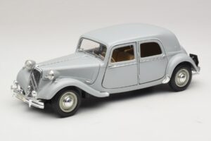 Citroen 15CV Six Gris Maisto 1:18 31837 Métal