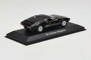 De Tomaso Mangusta Noir Maxichamps 1:43 940127121 Diecast — image 2 sur 5