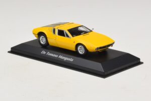 De Tomaso Mangusta Jaune Maxichamps 1:43 940127120 Diecast — image 3 sur 5