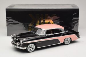 DeSoto Fireflite Sedan Noir & Rose KK-Scale 1:18 KKDC181542 Métal — image 6 sur 6