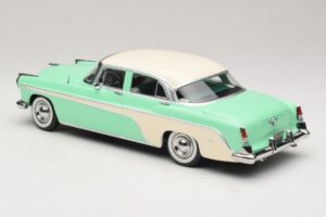 DeSoto Fireflite Sedan Vert Clair & Crème KK-Scale 1:18 KKDC181543 Métal — image 5 sur 6