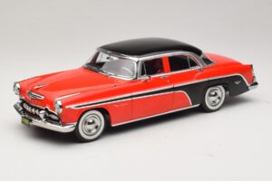 DeSoto Fireflite Sedan Rouge & Noir KK-Scale 1:18 KKDC181541 Métal