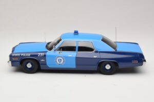 Dodge Monaco Massachusetts State Police KK-Scale 1:18 KKDC181154 Métal — image 3 sur 6