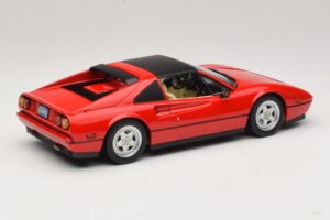 Ferrari 328 GTS Version US Rouge Beverly Hills Cop II Avec Intérieur Beige KK-Scale 1:18 KKDC181701 Métal — image 3 sur 7