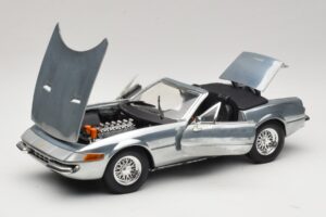 Ferrari 365 GTS Chrome Silver Hot Wheels 1:18 25738 Métal — image 2 sur 8