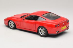 Ferrari 550 Maranello Rouge Majorette 1:18 5974 Métal — image 7 sur 8