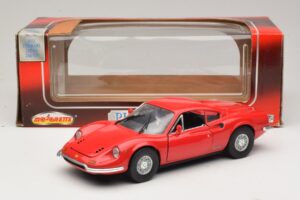 Ferrari Dino 246 Rouge Majorette 1:18 5271 Métal — image 8 sur 8