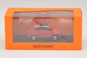 Fiat 500 L Rouge Maxichamps 1:43 940121600 Diecast — image 5 sur 5