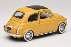 Fiat 500 Jaune Solido 1:18 8042 Métal — image 3 sur 8