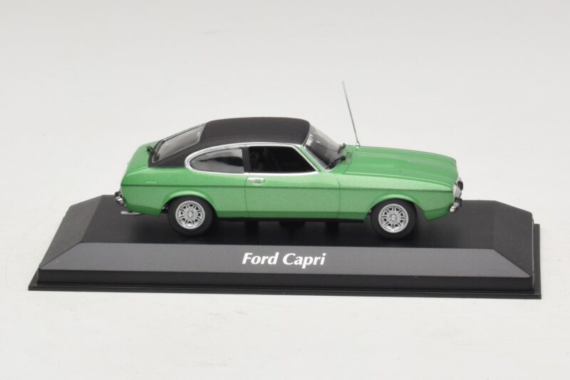 Ford Capri II Vert Métallisé Maxichamps 1:43 940081200 Diecast