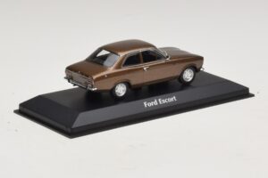 Ford Escort Mk1 Marron Métallisé Maxichamps 1:43 940081000 Métal — image 2 sur 5