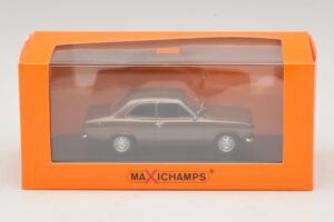 Ford Escort Mk1 Marron Métallisé Maxichamps 1:43 940081000 Métal — image 5 sur 5