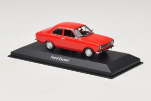 Ford Escort Mk1 Rouge Maxichamps 1:43 940081001 Diecast — image 3 sur 5